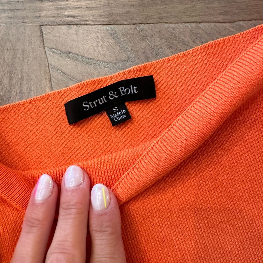 Vici Orange Ruffle Top - Picture 3 of 3